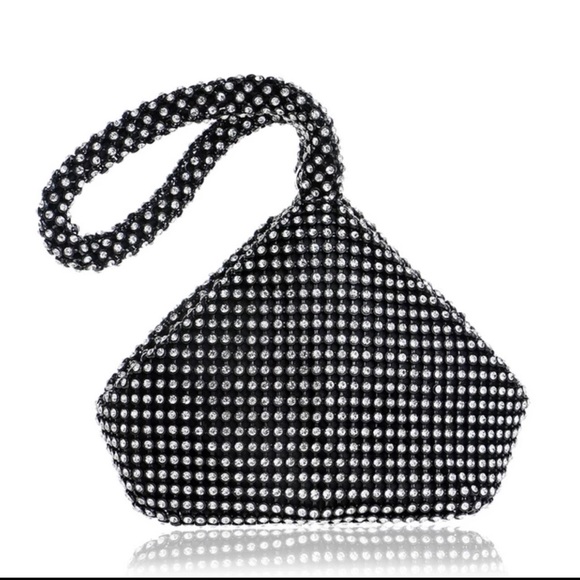 Purses - Picture 3 of 4